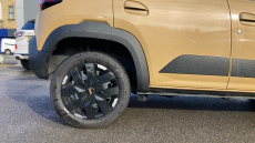 Dacia Spring 27kWh Extreme 65 48kW 5dr Auto Electric Hatchback